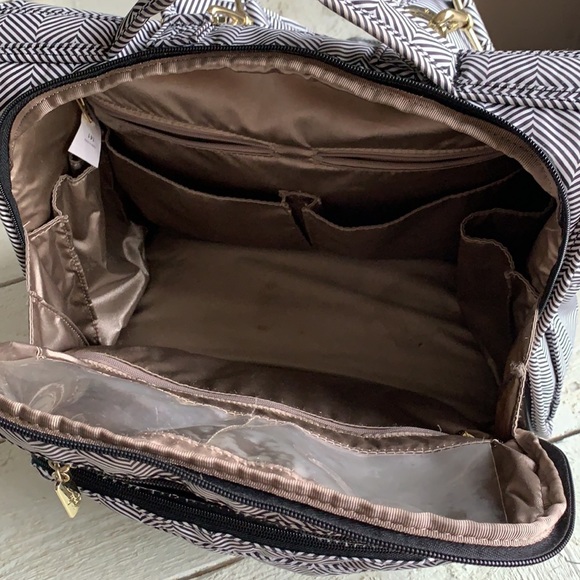 Jujube BFF Diaper Bag - Picture 3 of 6